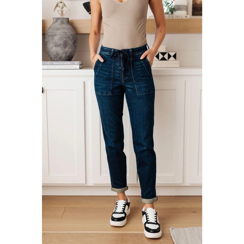 Judy Blue NEW Hi Rise Dark Wash Denim Cuffed Joggers 88740 Size 3/26